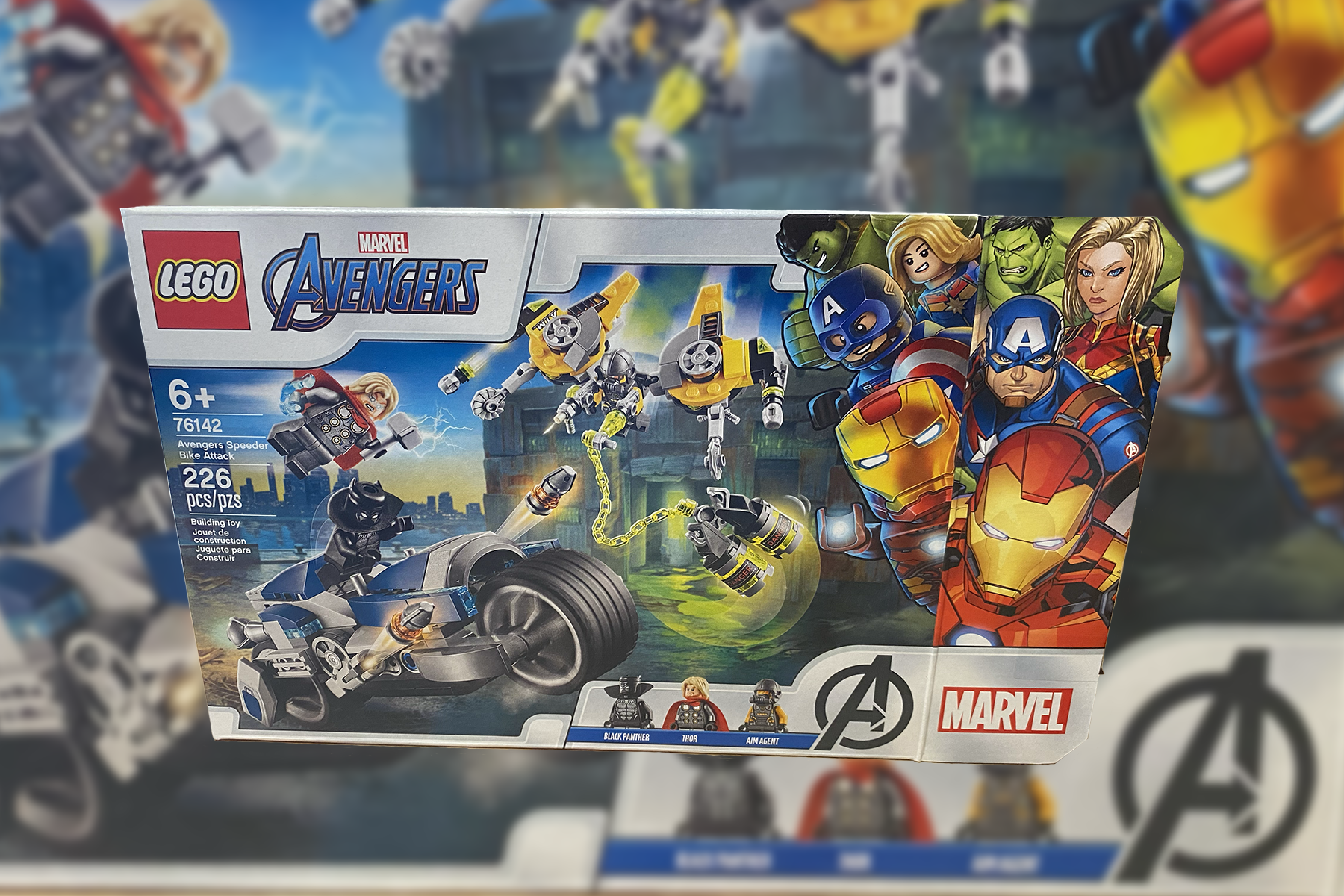 Lego Marvel Avengers, Avenger’s Speeder Bike Attack (76142)